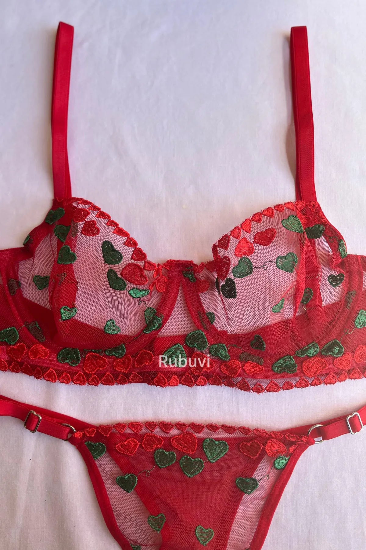 Rotes Damen-BH-Unterwäsche-Set mit grünem Herz und Bügel-Spitze-Bralette, Mitgift-Kleidung