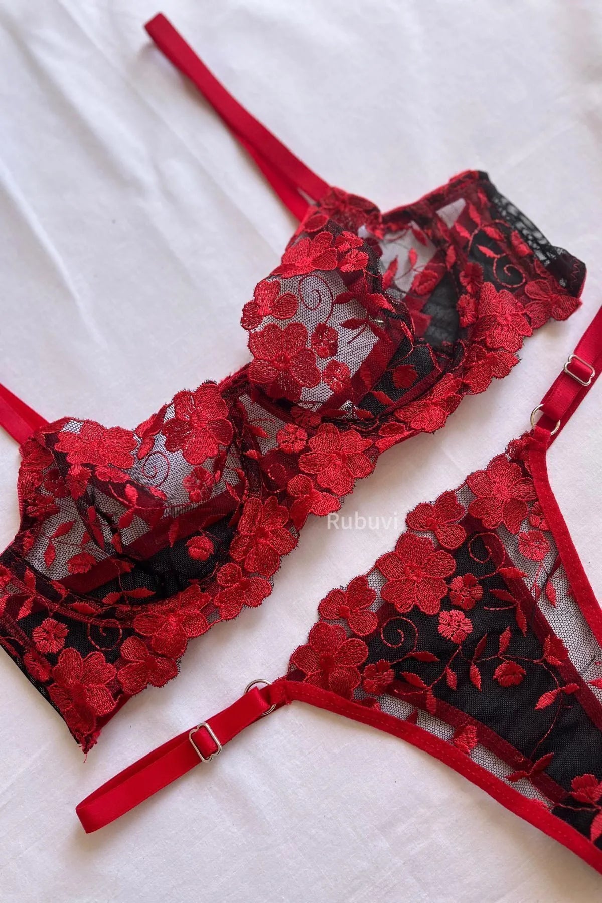 Red Women's Floral Underwire Bralet Lace Dowry Wear Bra Panties Underwear Set