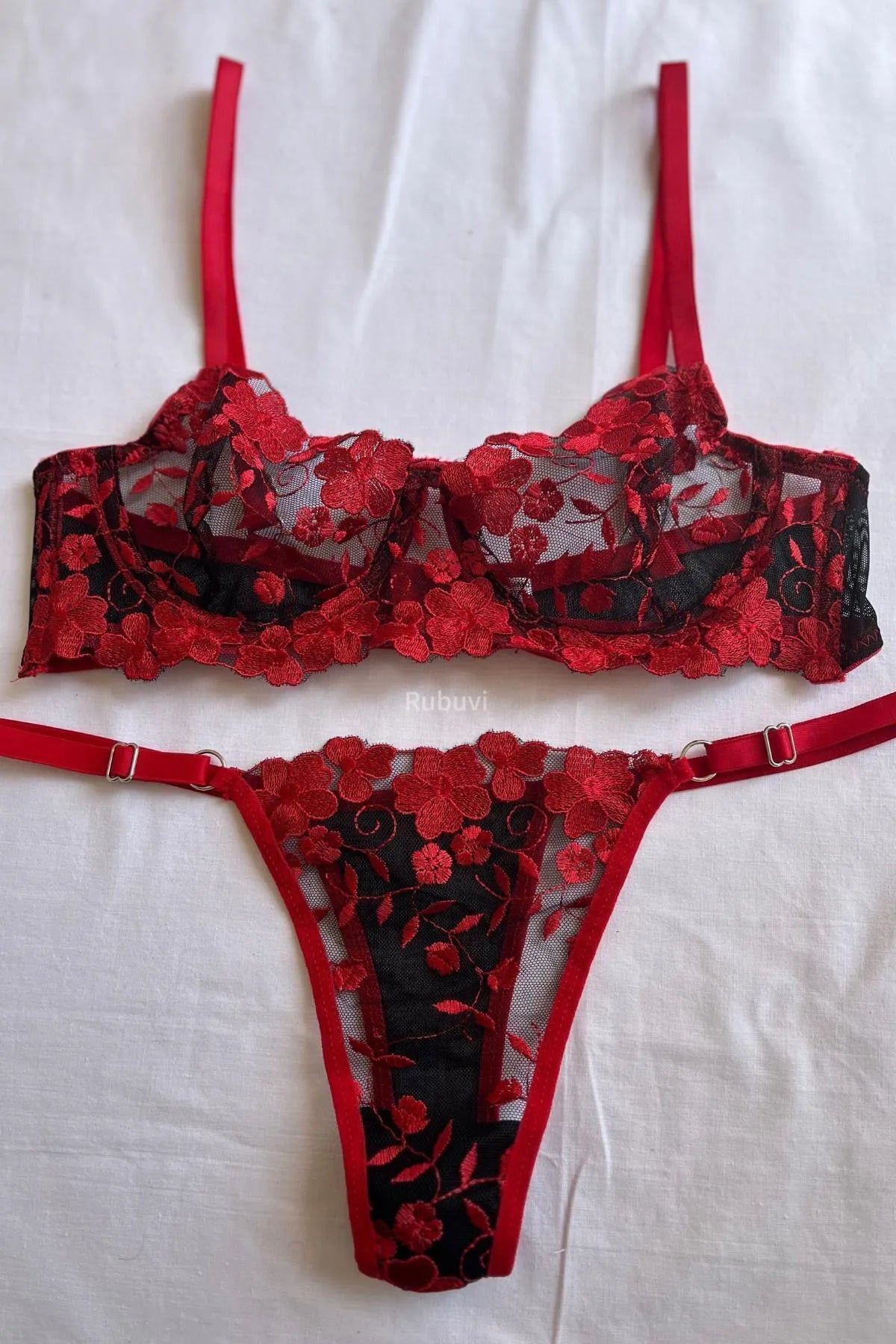 Red Women's Floral Underwire Bralet Lace Dowry Wear Bra Panties Underwear Set